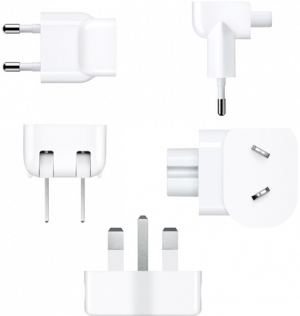 Apple Travel Adapter Kit MD837